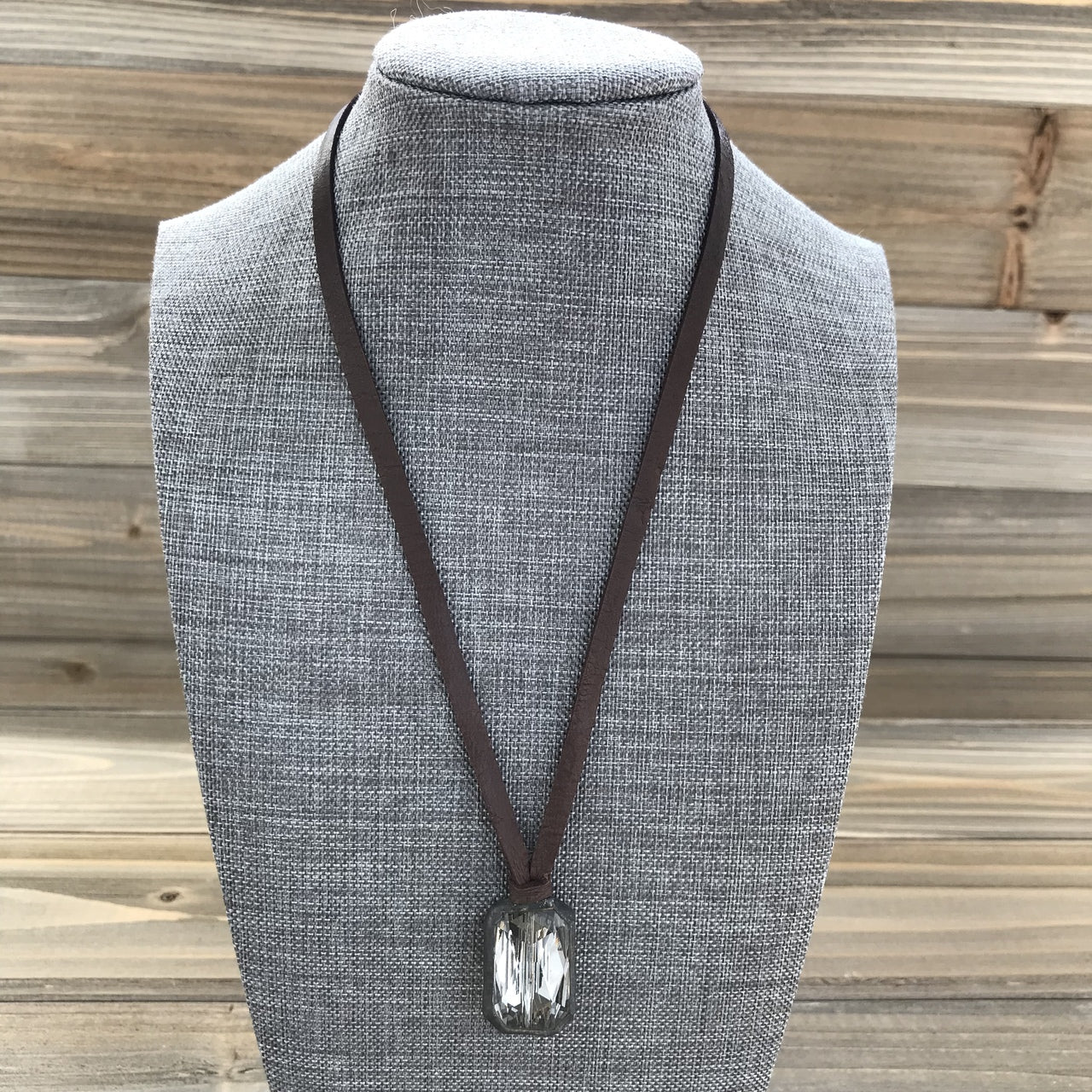 Mae Necklace