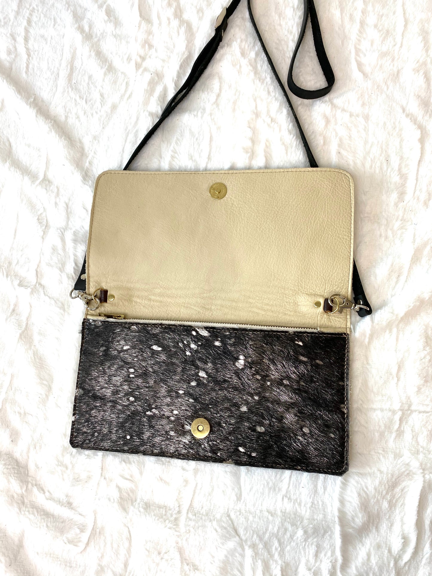 Leather Envelope crossbody Black